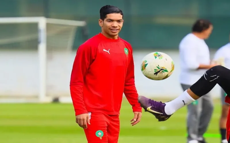 كواليس الصفقة.. خالد بابا ينضم إلى المغرب الفاسي من الجزائر